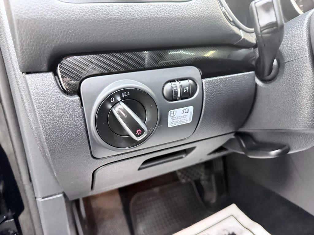 used 2013 Volkswagen Jetta SportWagen car, priced at $10,900