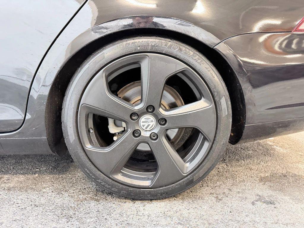 used 2013 Volkswagen Jetta SportWagen car, priced at $10,900