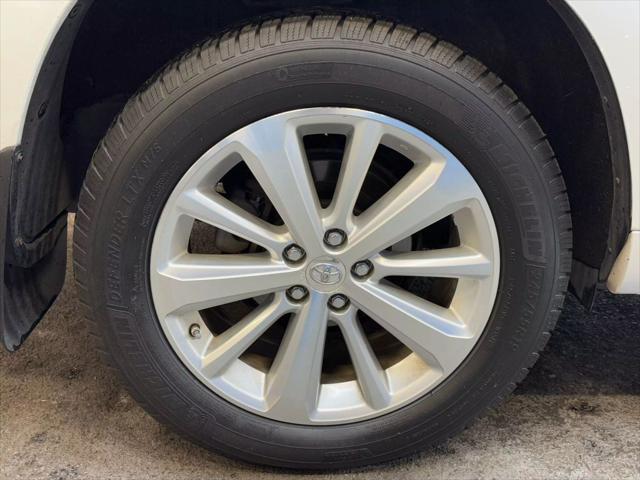 used 2008 Toyota Highlander Hybrid car, priced at $9,900
