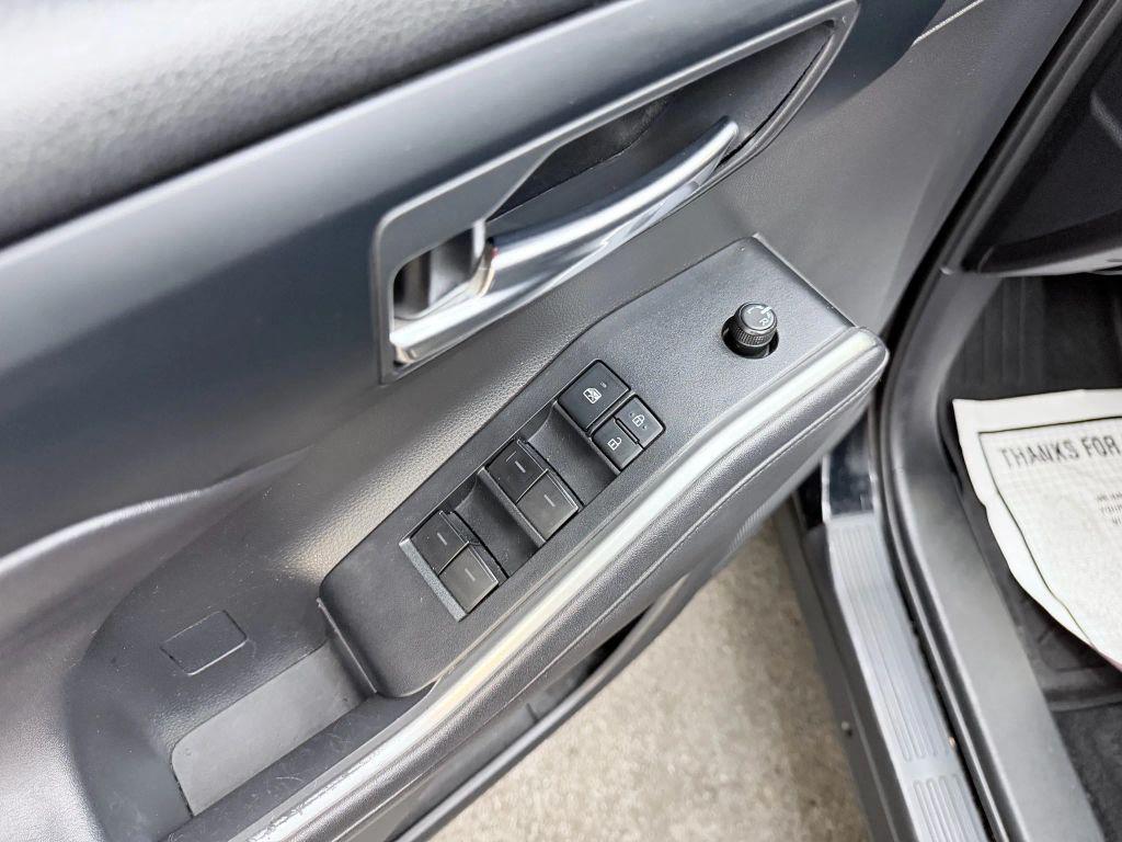 used 2020 Toyota Highlander car, priced at $23,500