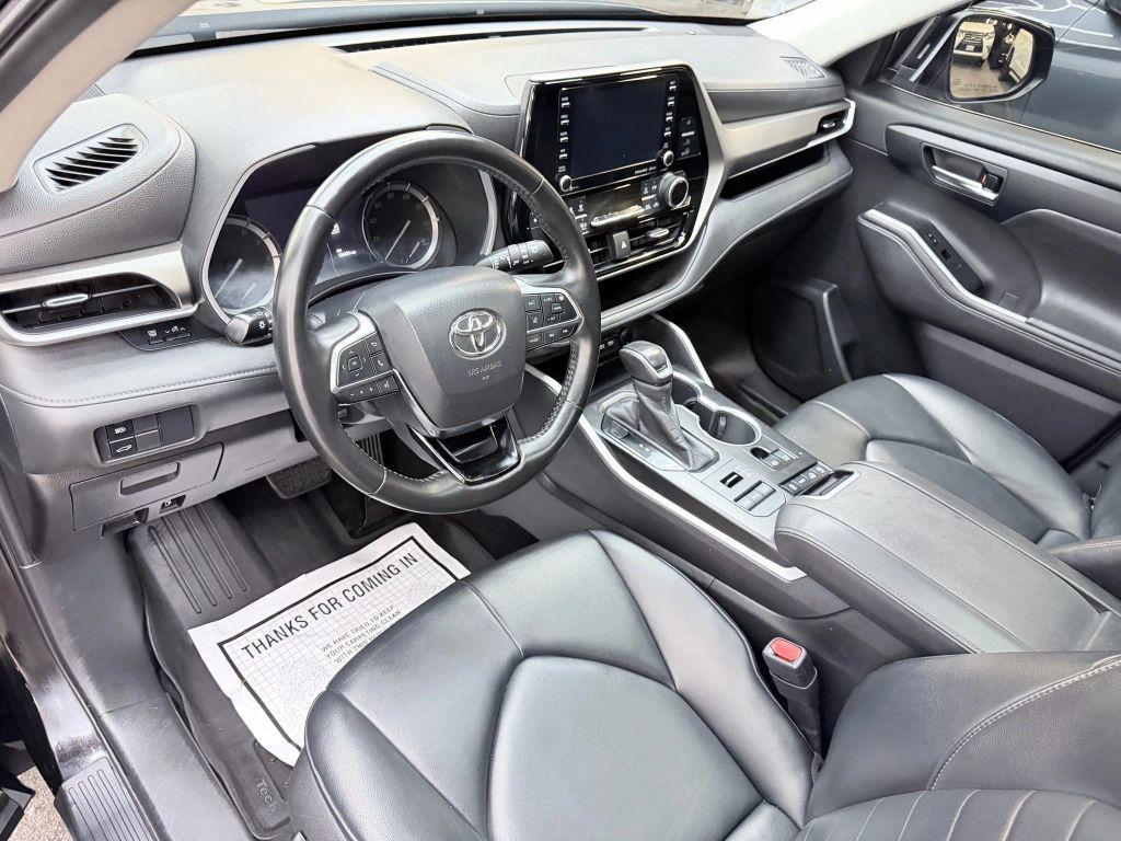 used 2020 Toyota Highlander car, priced at $23,500