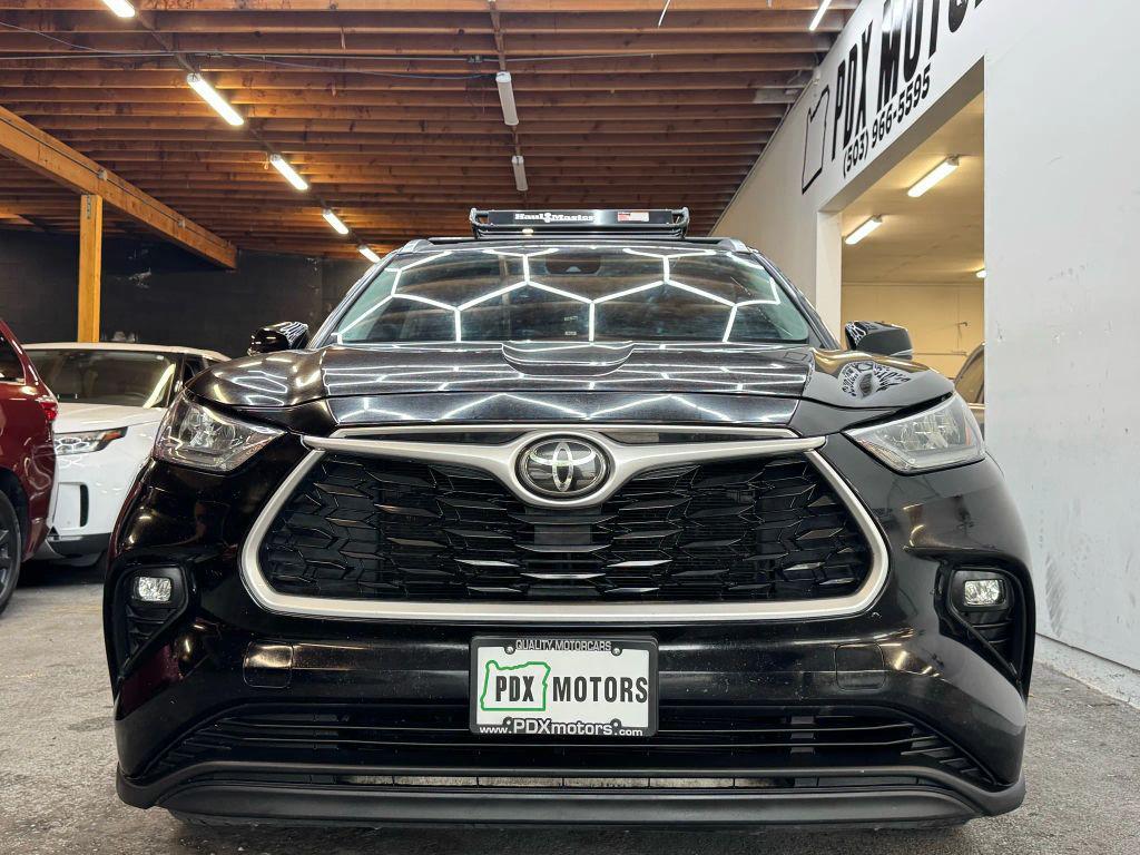 used 2020 Toyota Highlander car, priced at $24,900