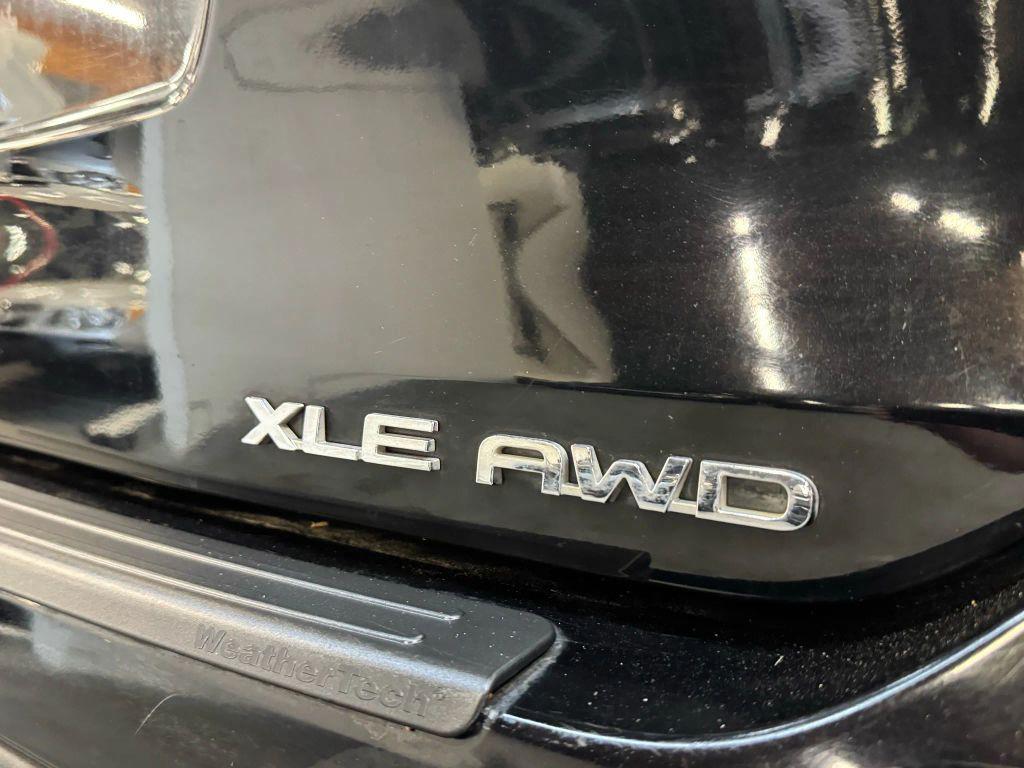 used 2020 Toyota Highlander car, priced at $24,900
