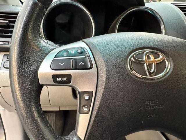 used 2013 Toyota Highlander car, priced at $15,900