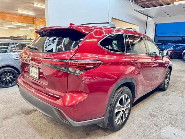 used 2020 Toyota Highlander car, priced at $23,900