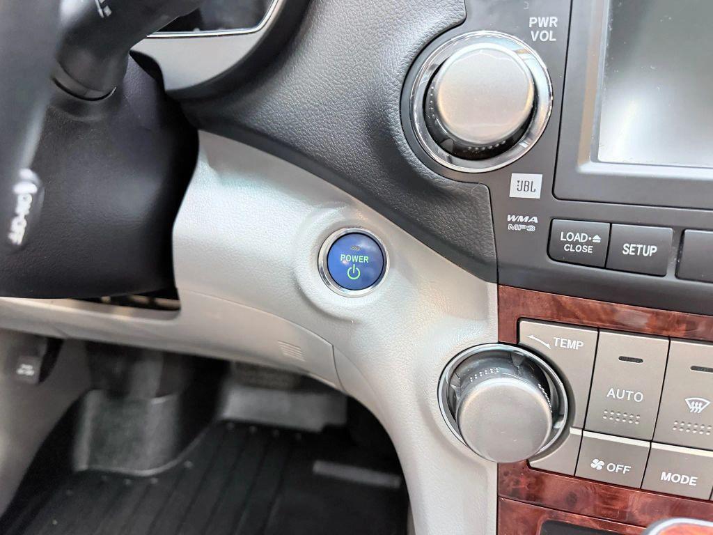 used 2012 Toyota Highlander Hybrid car, priced at $14,900