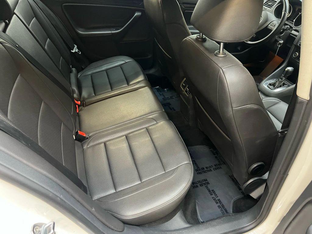 used 2013 Volkswagen Jetta SportWagen car, priced at $10,900