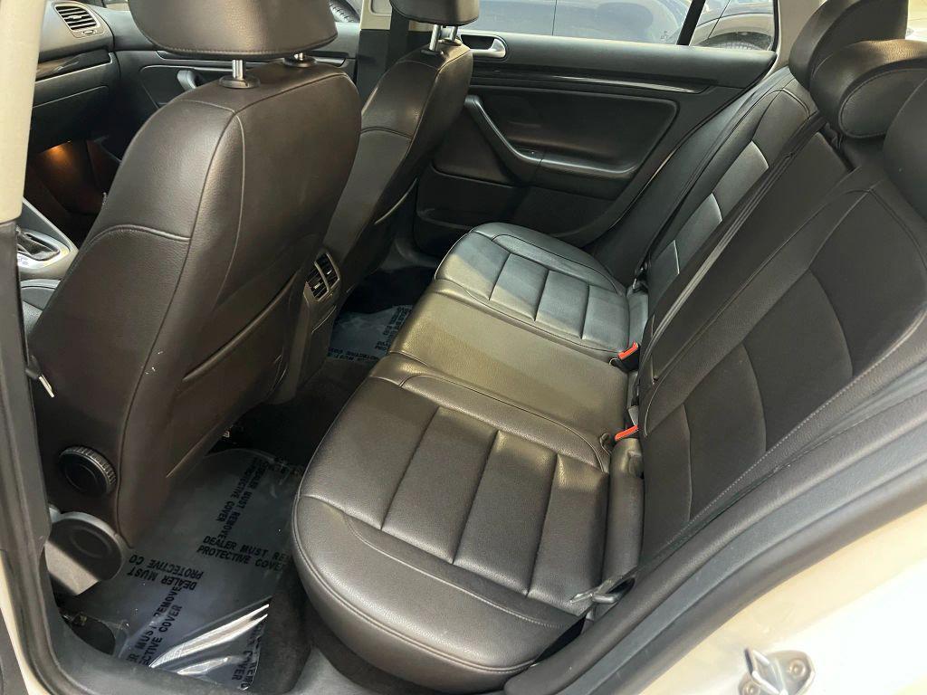 used 2013 Volkswagen Jetta SportWagen car, priced at $10,900