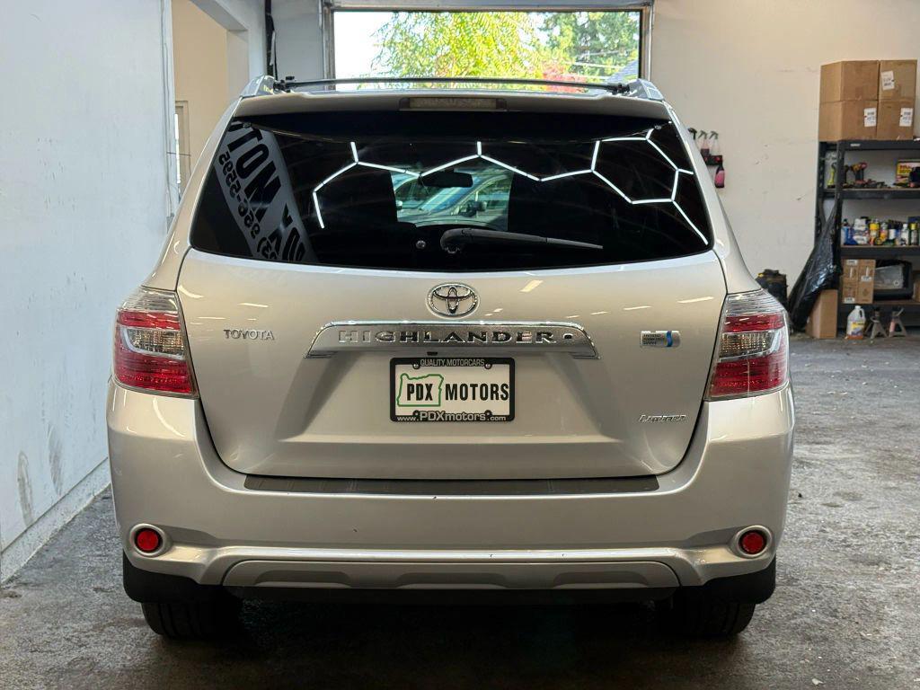 used 2008 Toyota Highlander Hybrid car, priced at $12,500