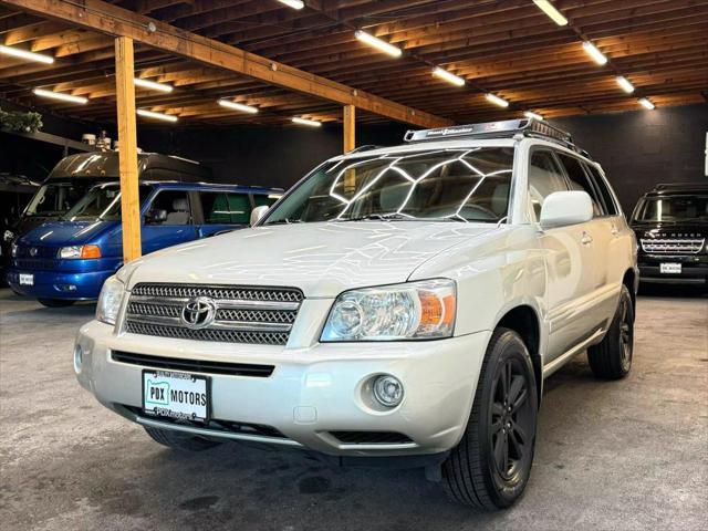 used 2006 Toyota Highlander Hybrid car, priced at $13,500