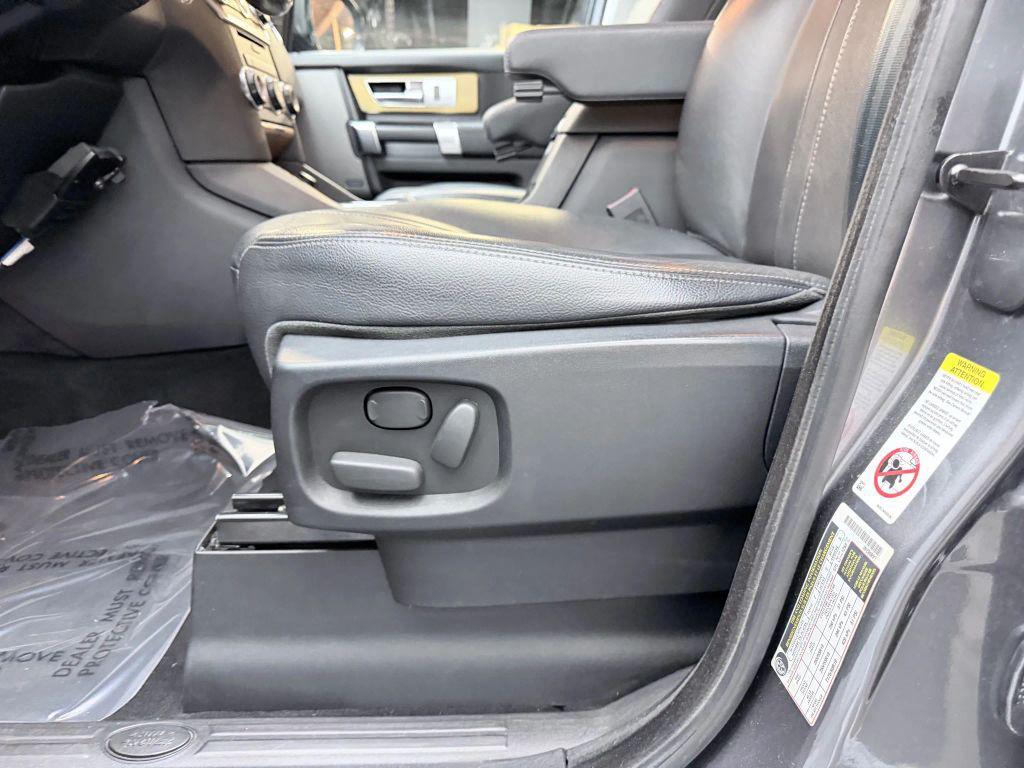 used 2016 Land Rover LR4 car, priced at $15,700