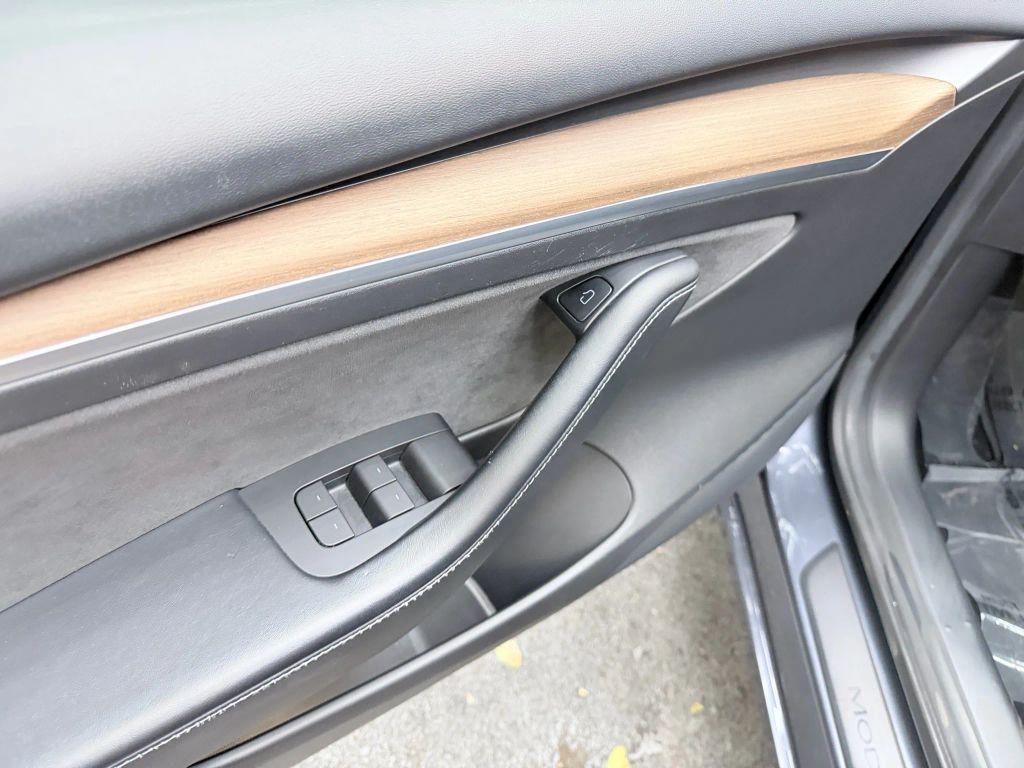 used 2021 Tesla Model 3 car, priced at $19,500