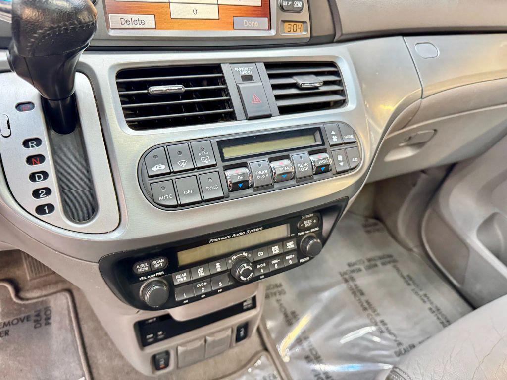 used 2010 Honda Odyssey car, priced at $6,900