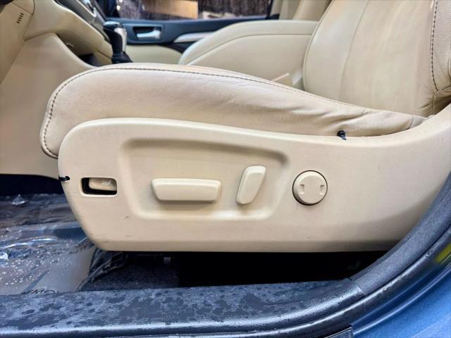 used 2014 Toyota Highlander car, priced at $18,700