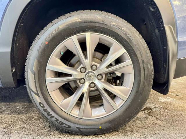 used 2014 Toyota Highlander car, priced at $18,700