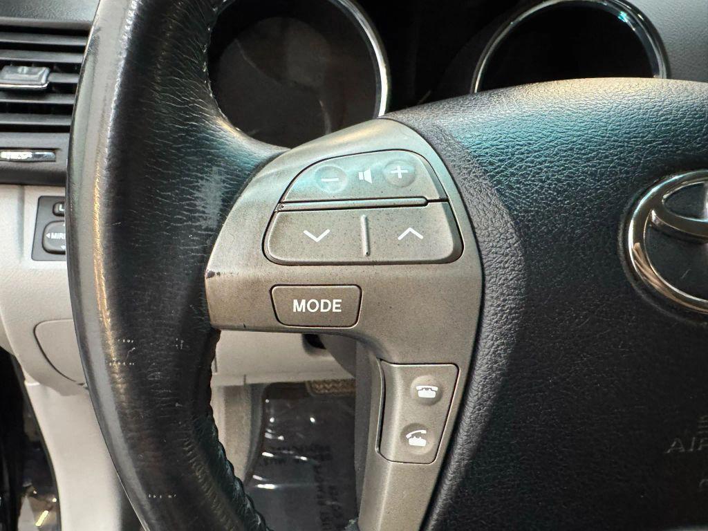 used 2008 Toyota Highlander Hybrid car, priced at $9,900