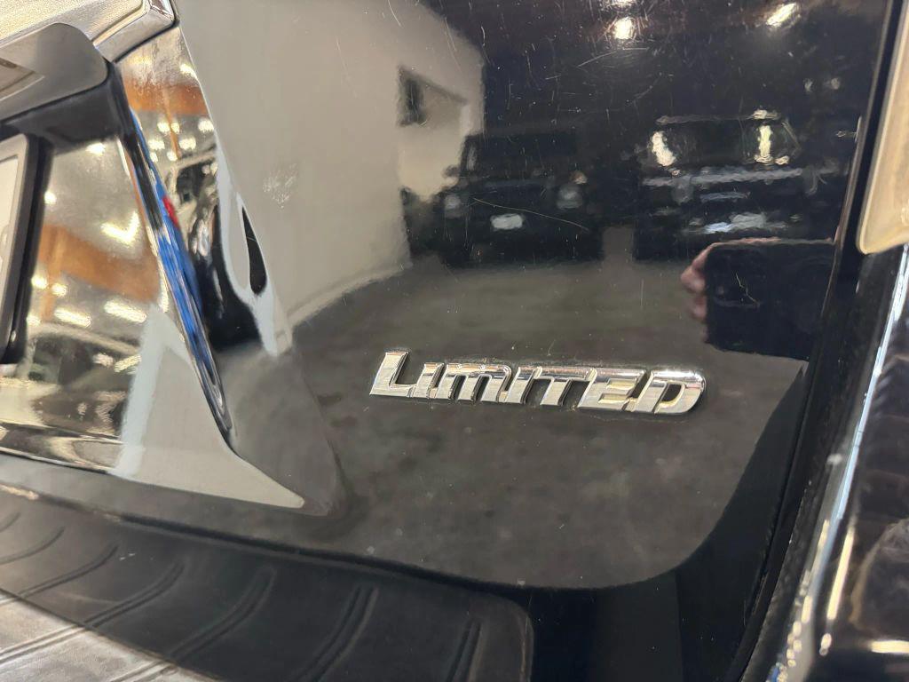 used 2008 Toyota Highlander Hybrid car, priced at $9,900