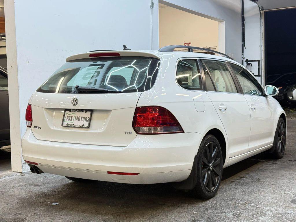 used 2014 Volkswagen Jetta SportWagen car, priced at $12,900