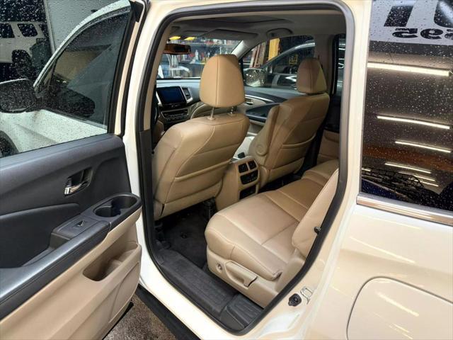 used 2016 Honda Pilot car, priced at $15,900