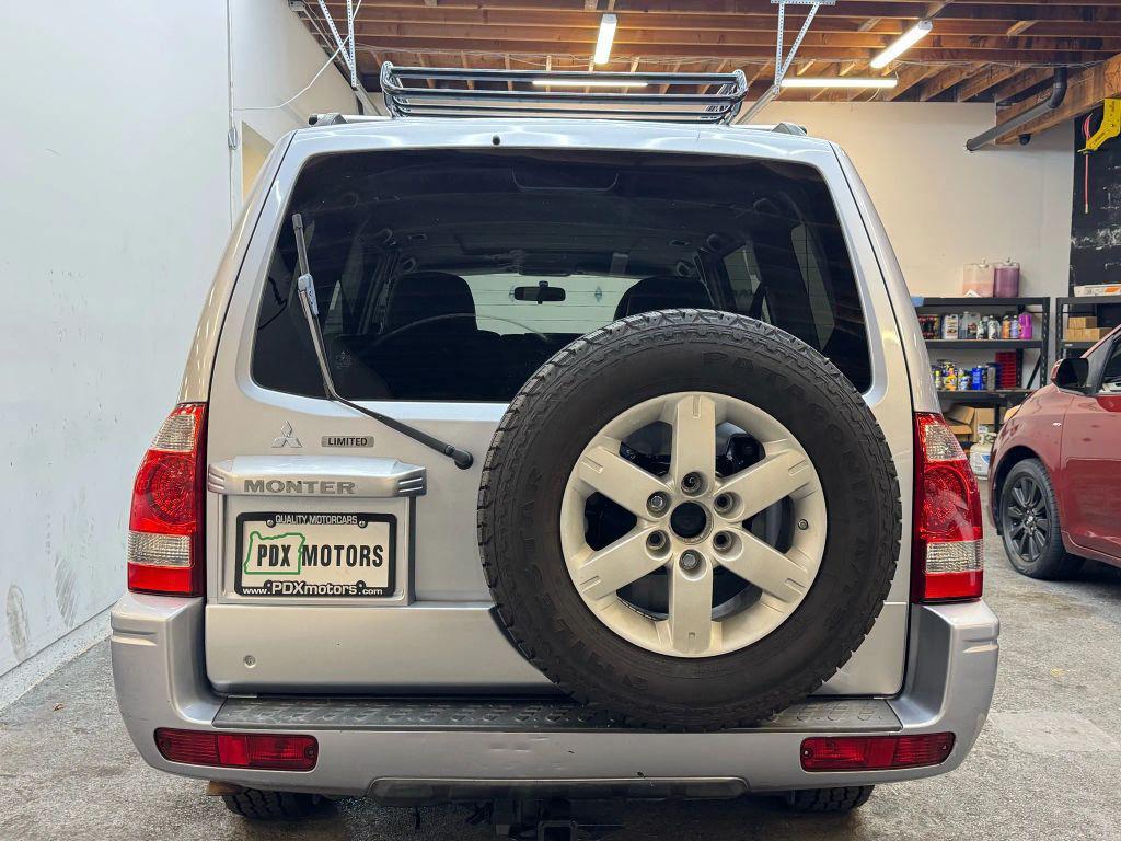 used 2005 Mitsubishi Montero car, priced at $7,900