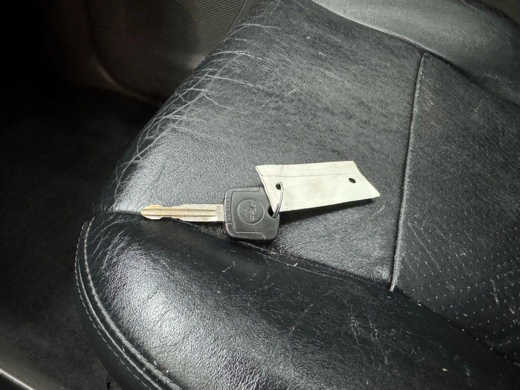 used 2005 Mitsubishi Montero car, priced at $7,900