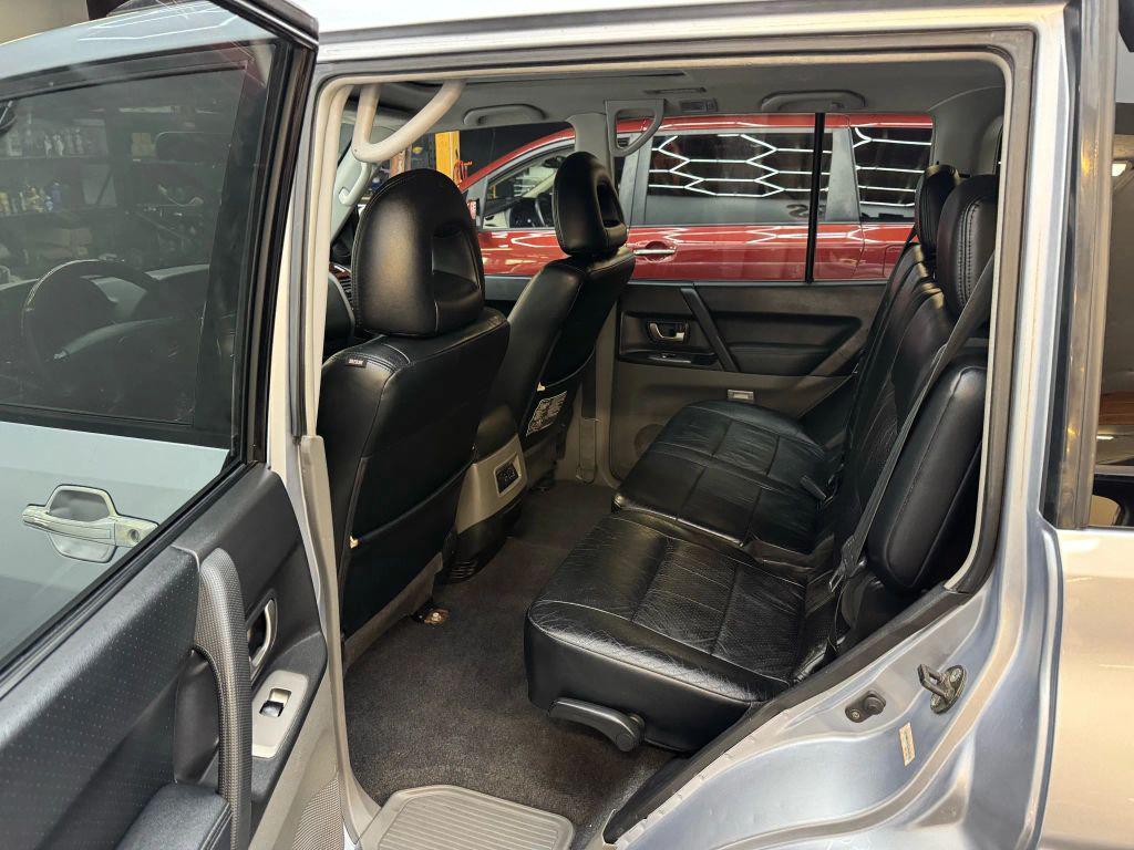 used 2005 Mitsubishi Montero car, priced at $7,900