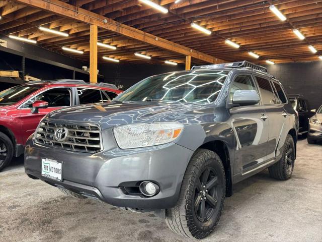 used 2010 Toyota Highlander car, priced at $13,900