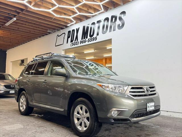 used 2011 Toyota Highlander car, priced at $13,990