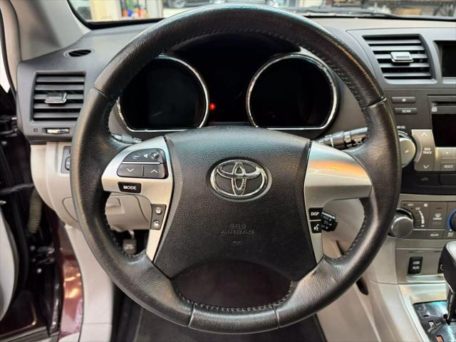 used 2012 Toyota Highlander car, priced at $13,900