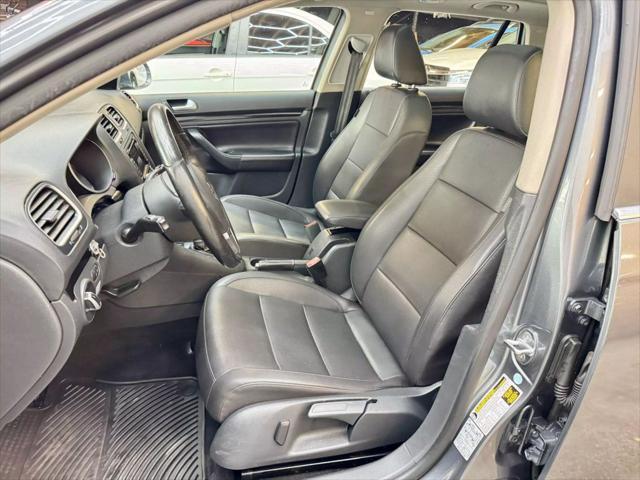 used 2014 Volkswagen Jetta SportWagen car, priced at $11,900