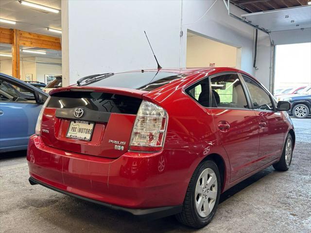 used 2006 Toyota Prius car, priced at $7,500