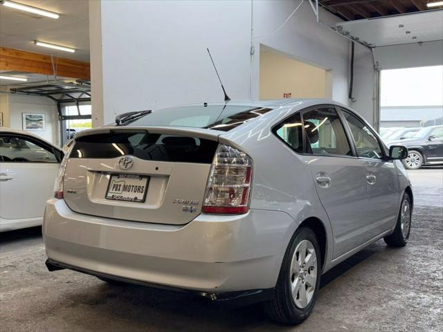 used 2007 Toyota Prius car, priced at $9,900