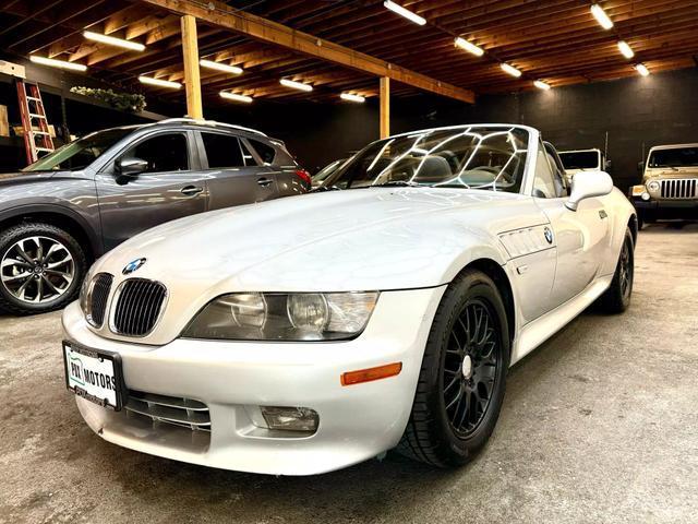 used 2000 BMW Z3 car, priced at $9,900