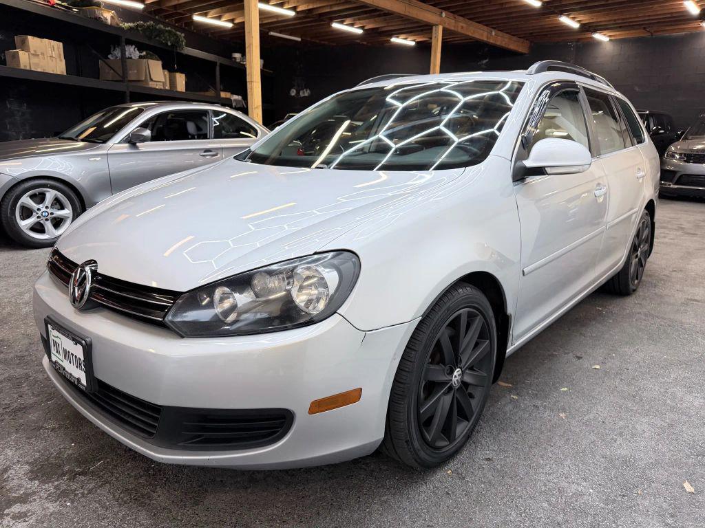 used 2013 Volkswagen Jetta SportWagen car, priced at $10,500