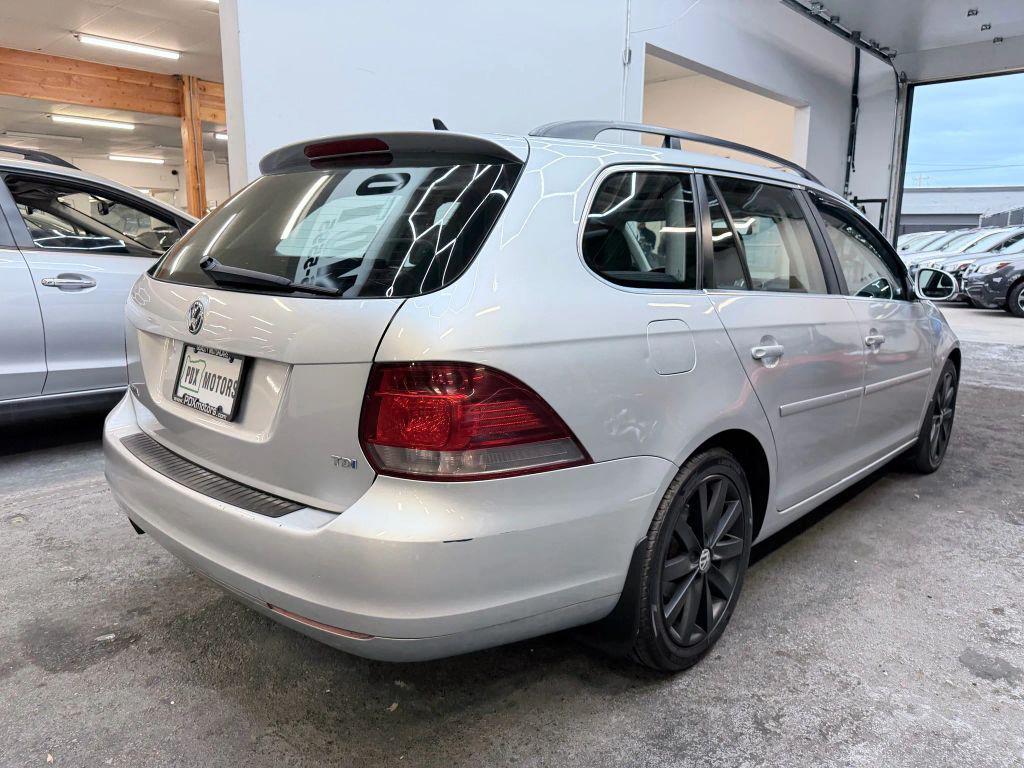 used 2013 Volkswagen Jetta SportWagen car, priced at $10,500