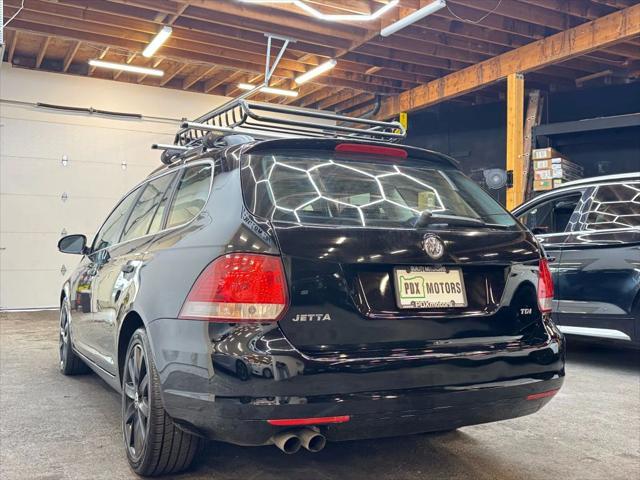 used 2014 Volkswagen Jetta SportWagen car, priced at $10,900