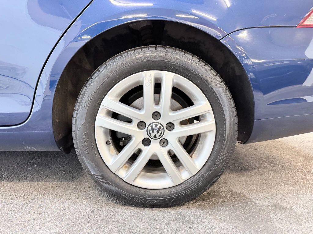 used 2011 Volkswagen Jetta SportWagen car, priced at $8,900