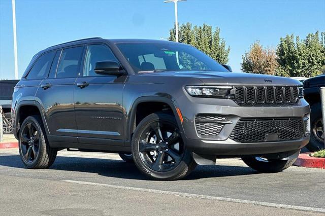 new 2025 Jeep Grand Cherokee car, priced at $41,857