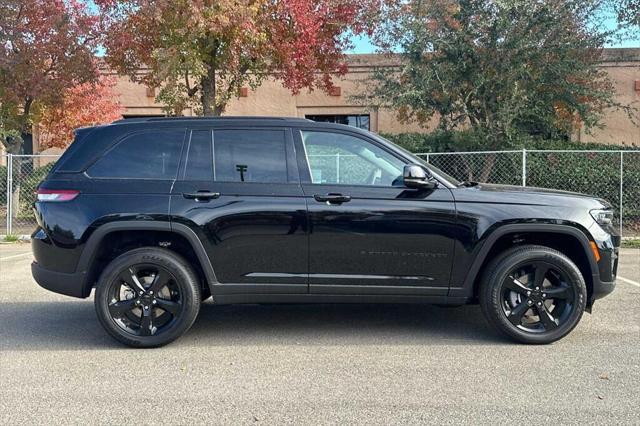 new 2025 Jeep Grand Cherokee car, priced at $41,339