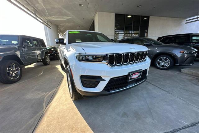 new 2025 Jeep Grand Cherokee car, priced at $34,122