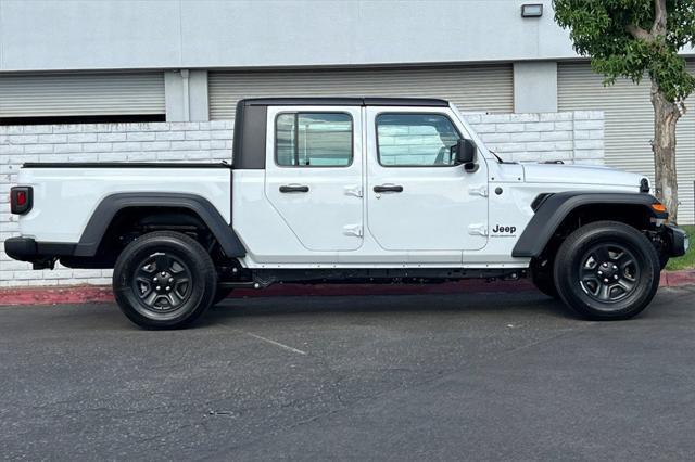 new 2024 Jeep Gladiator car, priced at $34,865