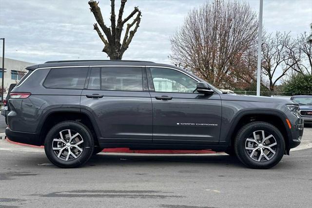 new 2025 Jeep Grand Cherokee L car, priced at $47,400