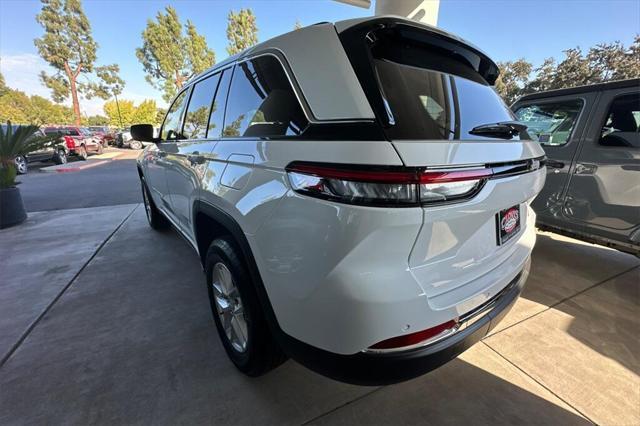 new 2025 Jeep Grand Cherokee car, priced at $34,205