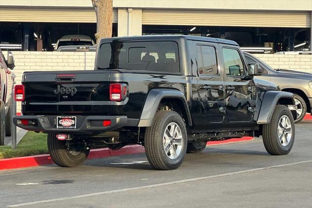 new 2024 Jeep Gladiator car, priced at $41,014