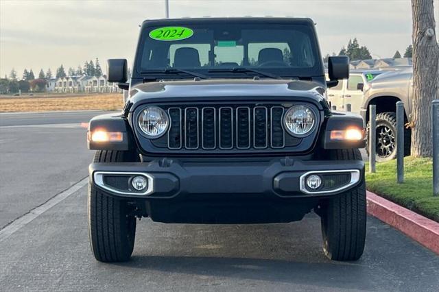 new 2024 Jeep Gladiator car, priced at $41,014