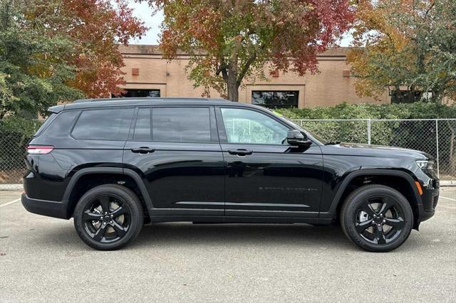 new 2025 Jeep Grand Cherokee L car, priced at $40,554