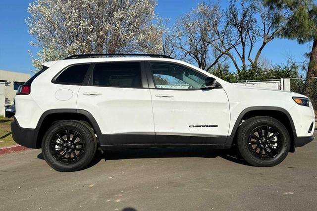 new 2023 Jeep Cherokee car, priced at $34,704