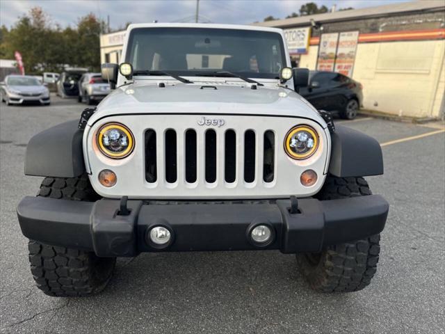 used 2015 Jeep Wrangler Unlimited car, priced at $16,950