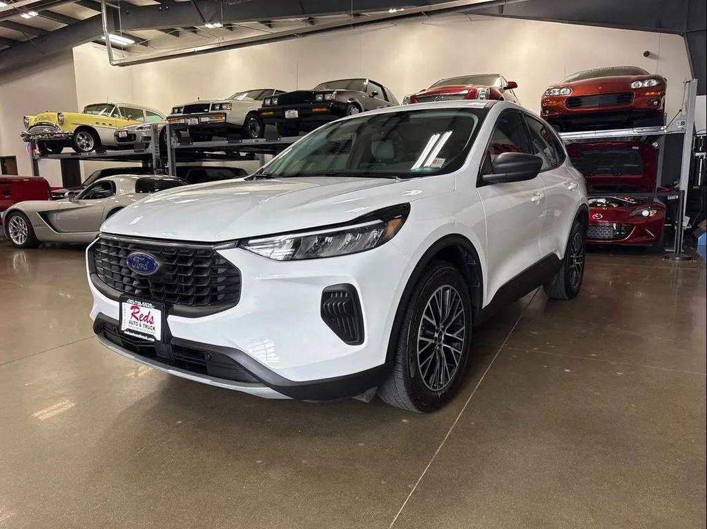 used 2023 Ford Escape car, priced at $24,899