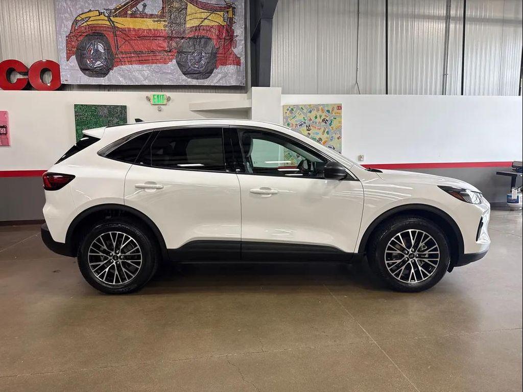 used 2023 Ford Escape car, priced at $24,899